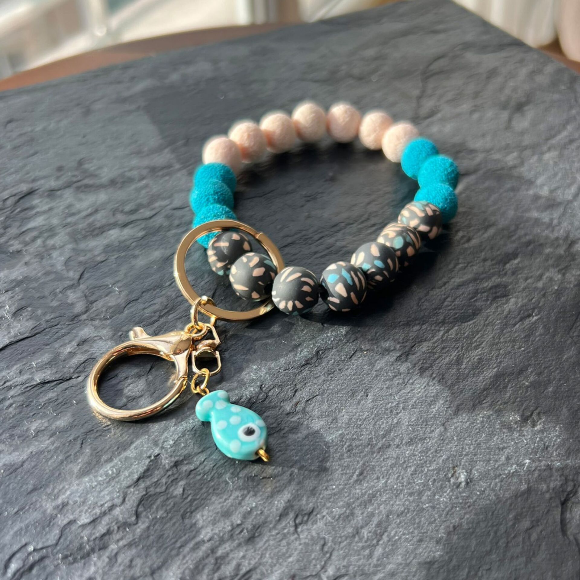 Midnight Bloom Bileklik Anahtarlık