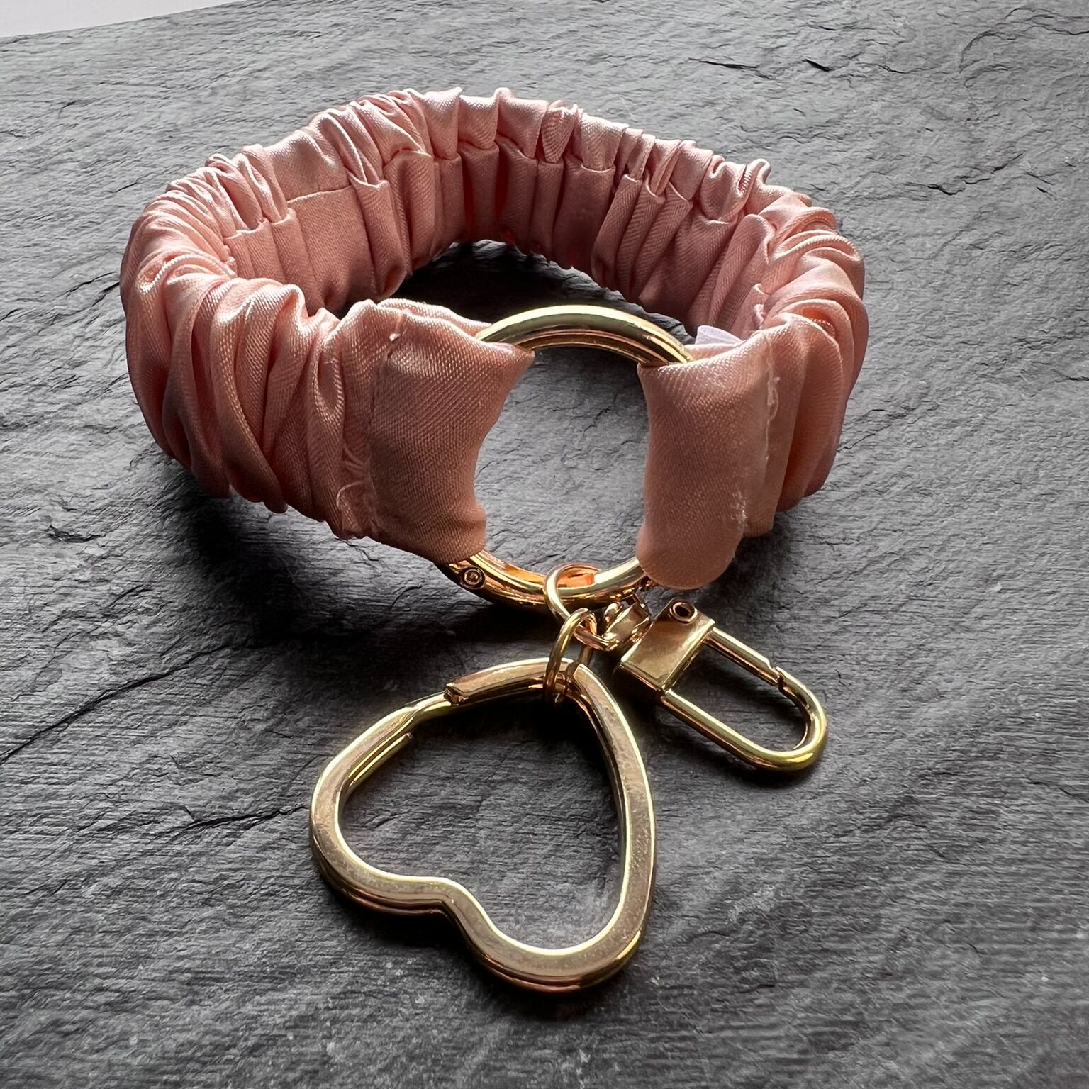 Powder Scrunchie Anahtarlık