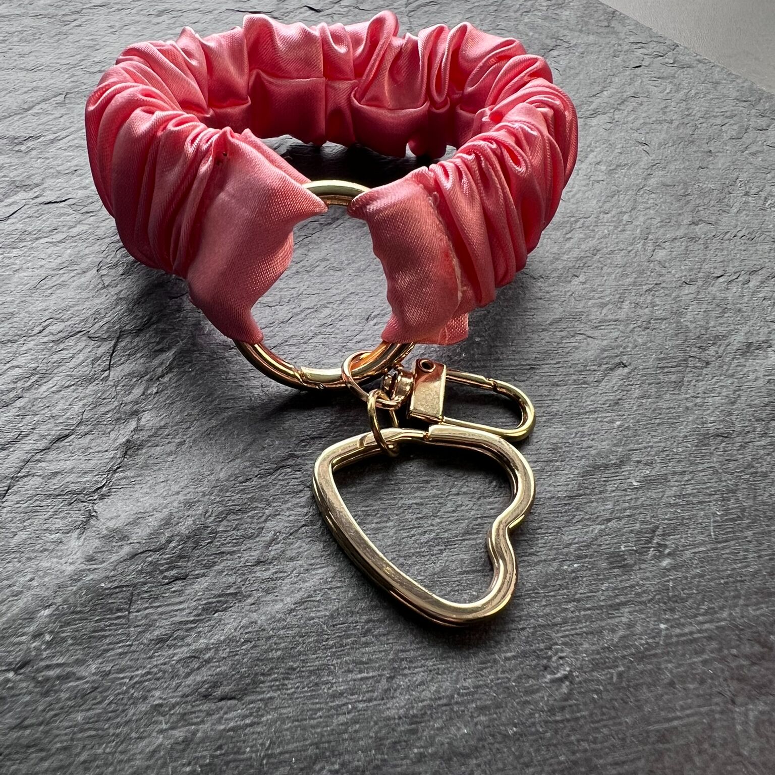 Coralie Scrunchie Anahtarlık