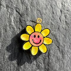 Happy Daisy Charm